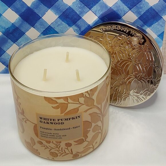 BATH & BODY WORKS 3-WICK CANDLE 'WHITE PUMPKIN OAKWOOD' - Picture 4 of 12